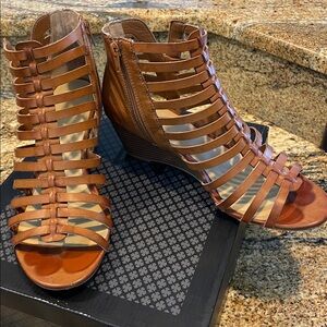 Massini Brown Strappy Sandals